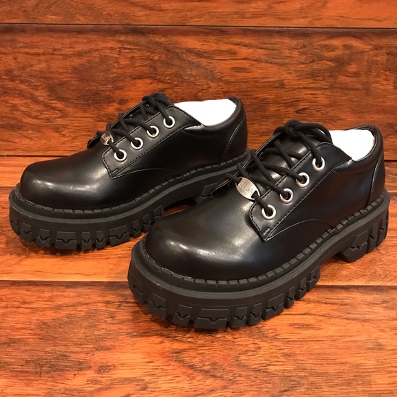 dELiA*s Shoes Delias By Dolls Kill Teen Craft Oxford